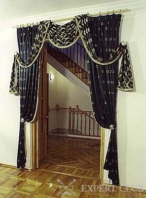 Оформление дверного проема с помощью текстиля