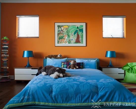 Сине-оранжевая спальня – для эксцентричных личностей