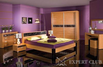 Мебель классического цвета в сиреневой комнате – для  сильных личностей
